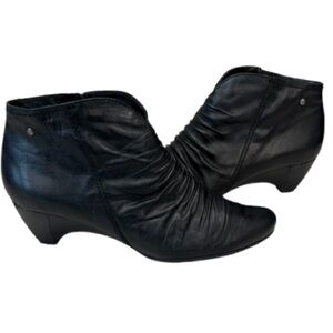 PIKOLINOS Black Ankle Boots
